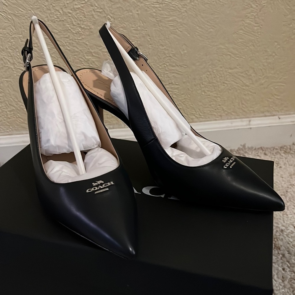 Coach Allie 90 LTR Pump Navy Sling Back Heel Size 10 New, Never Worn